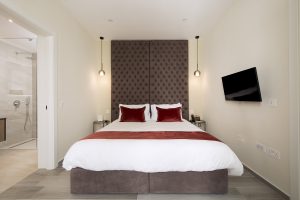 urban-valley-resort-hotel-malta-corner-suite-room-direct